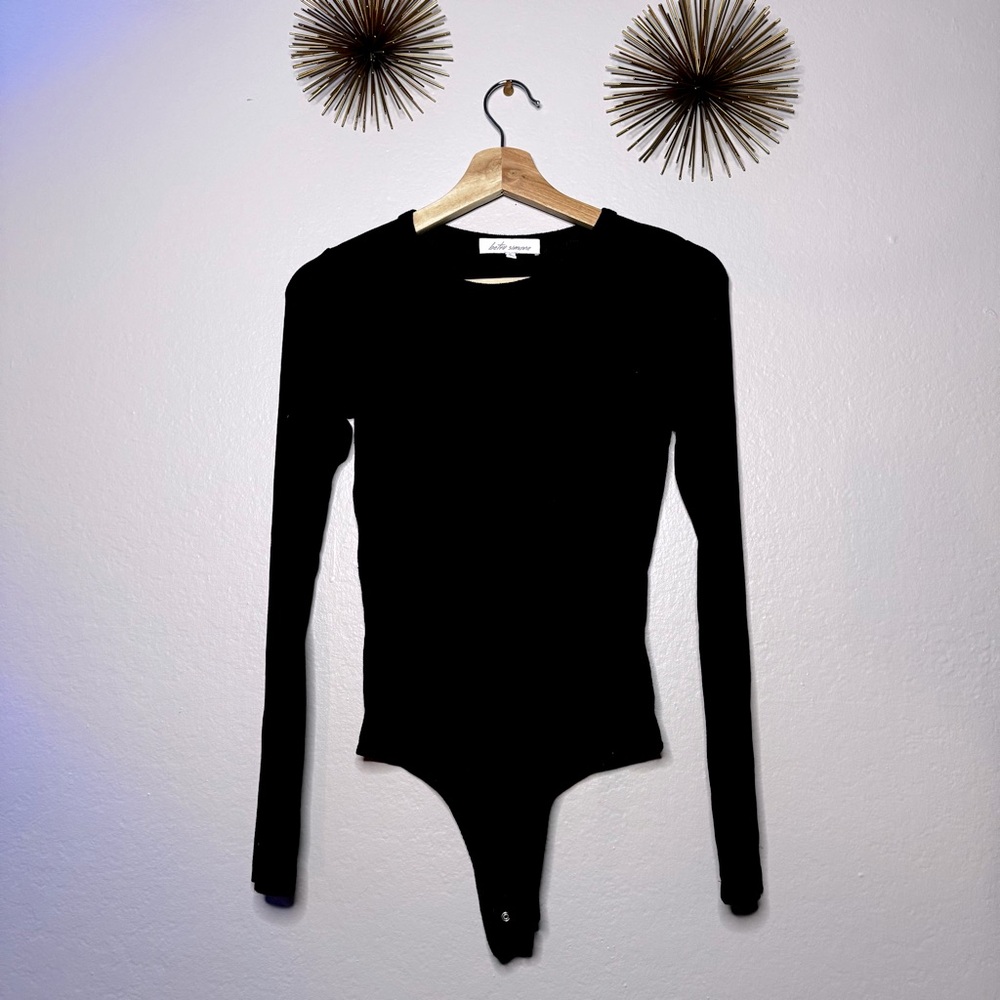 NWOT Ribbed long sleeve crew neck bodysuit
